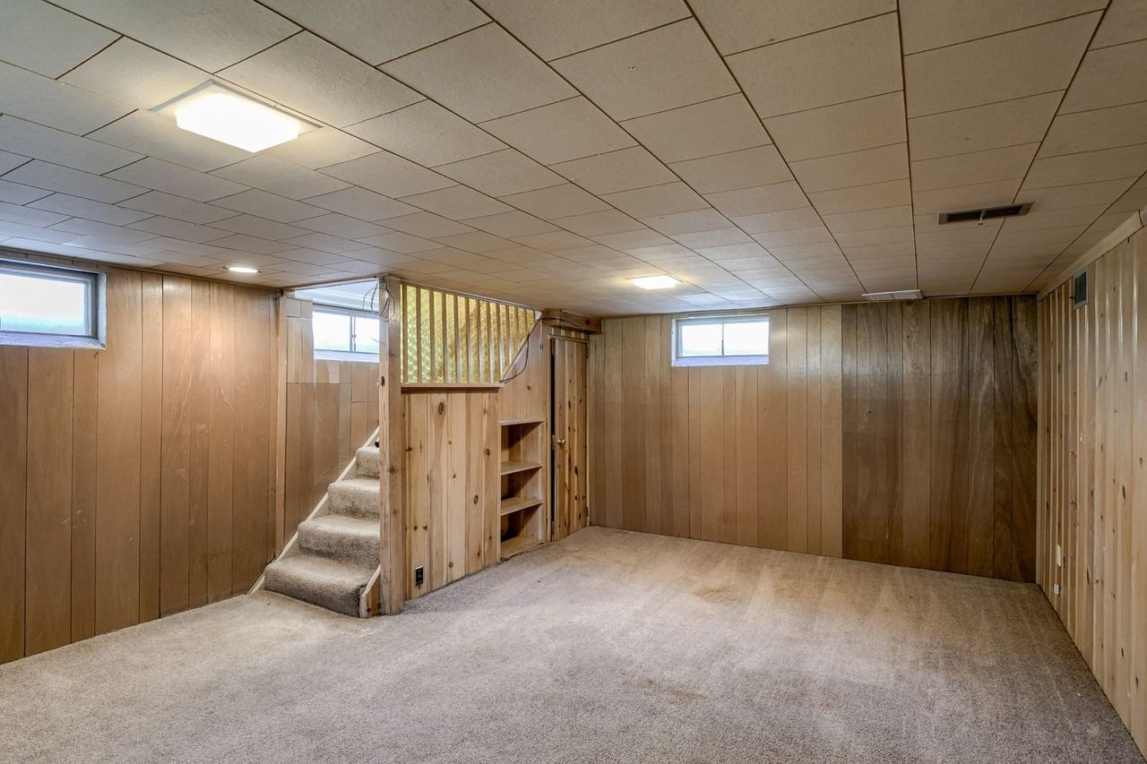 2673 S 14th St - Photo 2 of 20