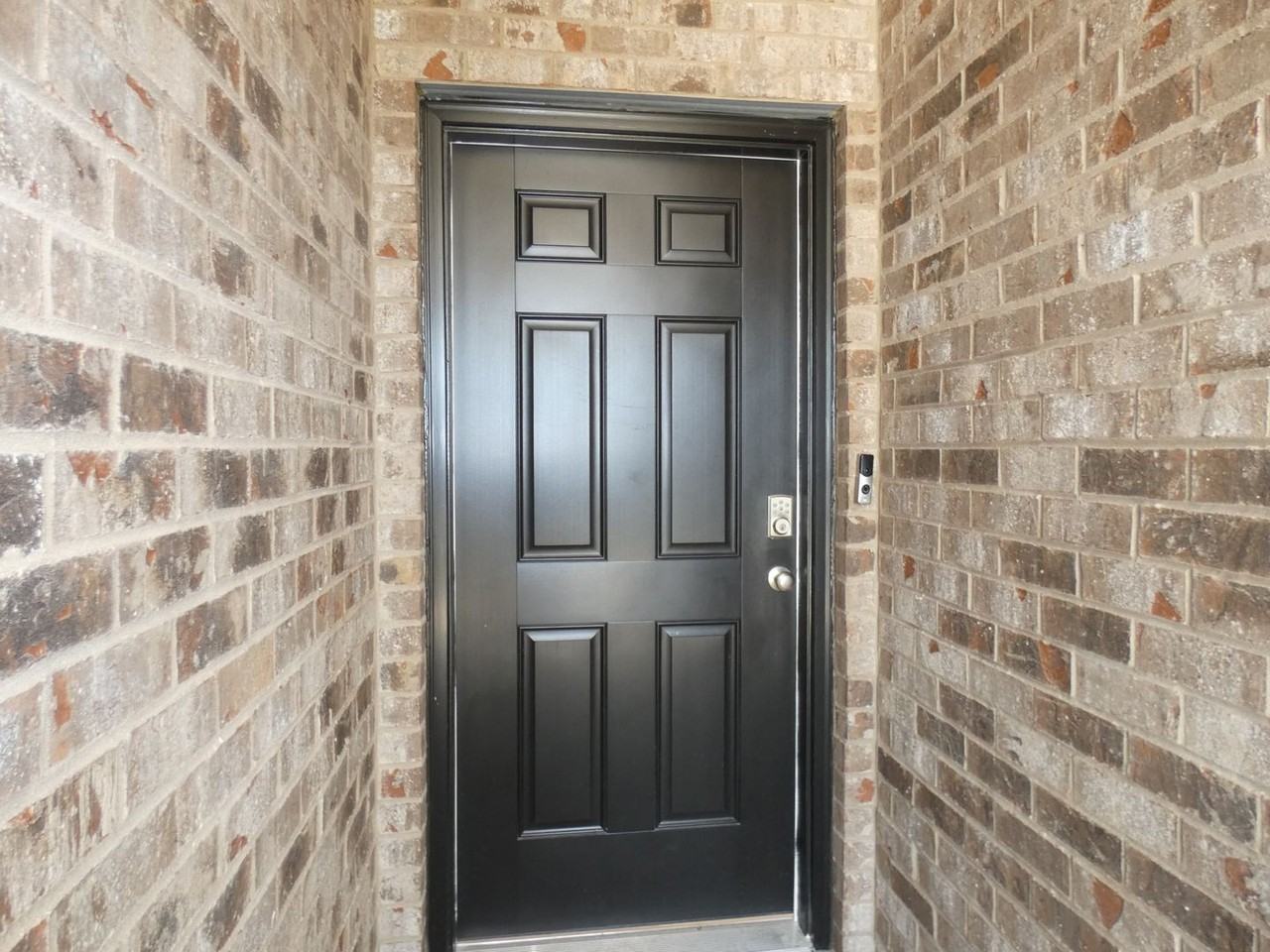 3810 Hawks Landing Cir - Photo 2 of 32