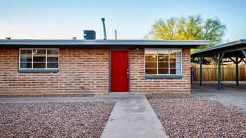 featured image of 1220 N Richey Blvd