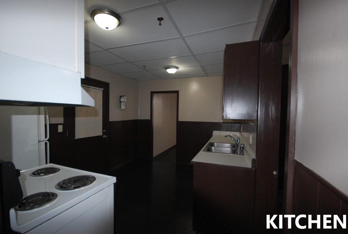 809 Keeler Bldg - Photo 2 of 18