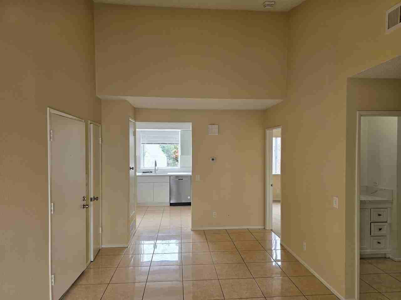 Aldrich7872 - Photo 3 of 14