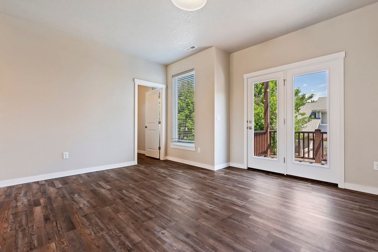 3058 N Network Ln - Photo 4 of 24