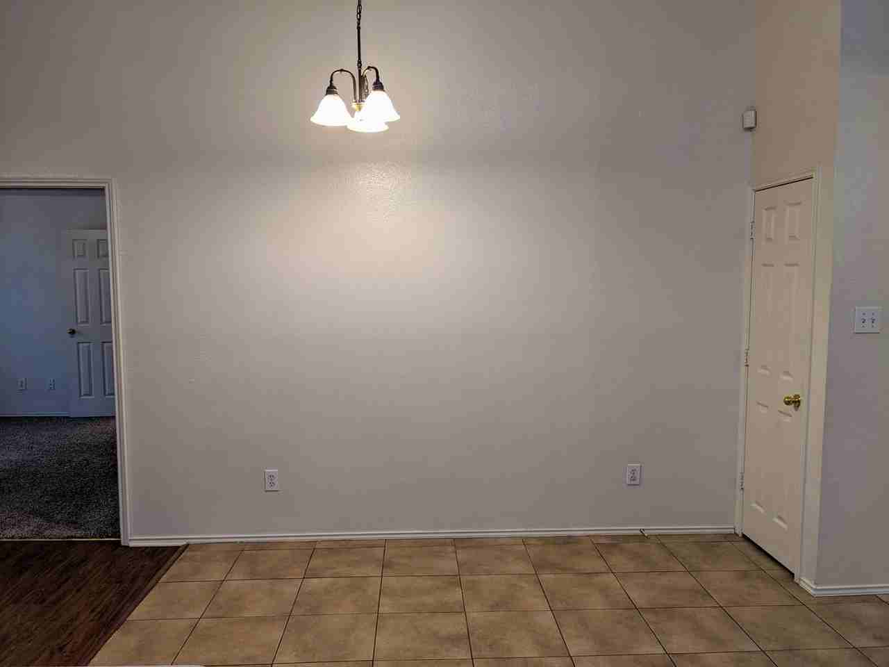 4821 Grant Park Ave - Photo 3 of 36