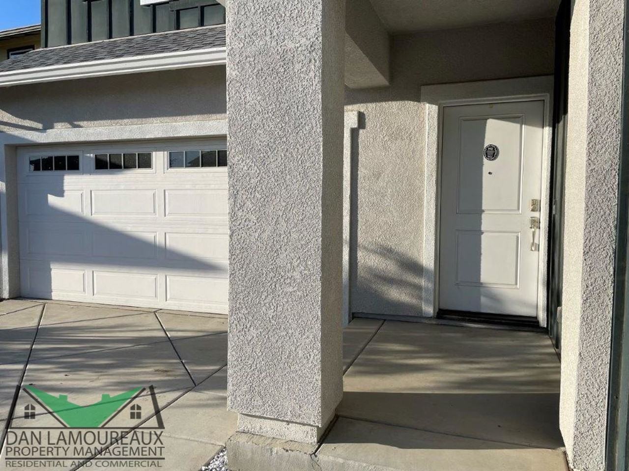 2121 Millsap Pl - Photo 2 of 28