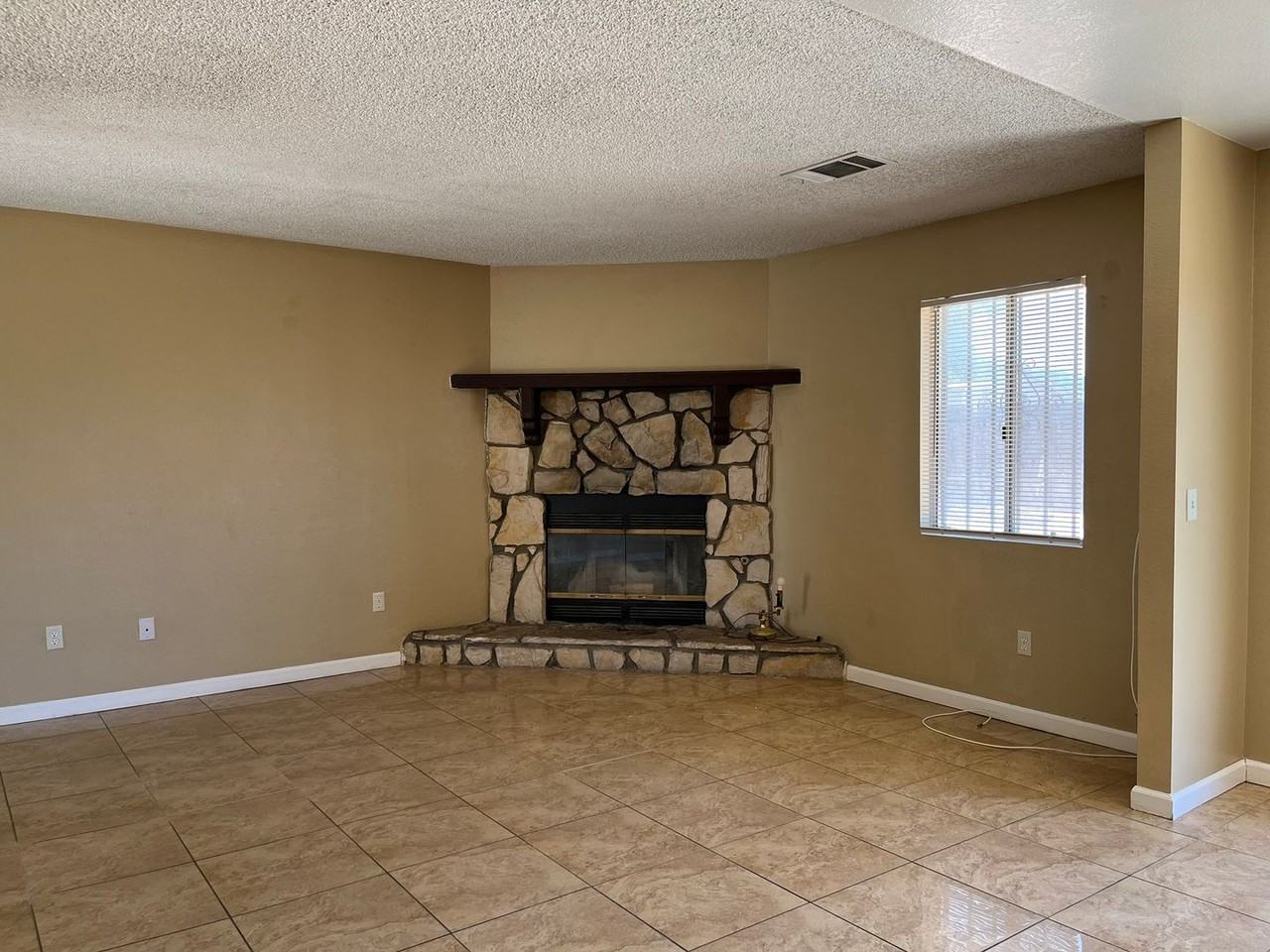 10443 Cimmeron Trail Dr - Photo 5 of 20