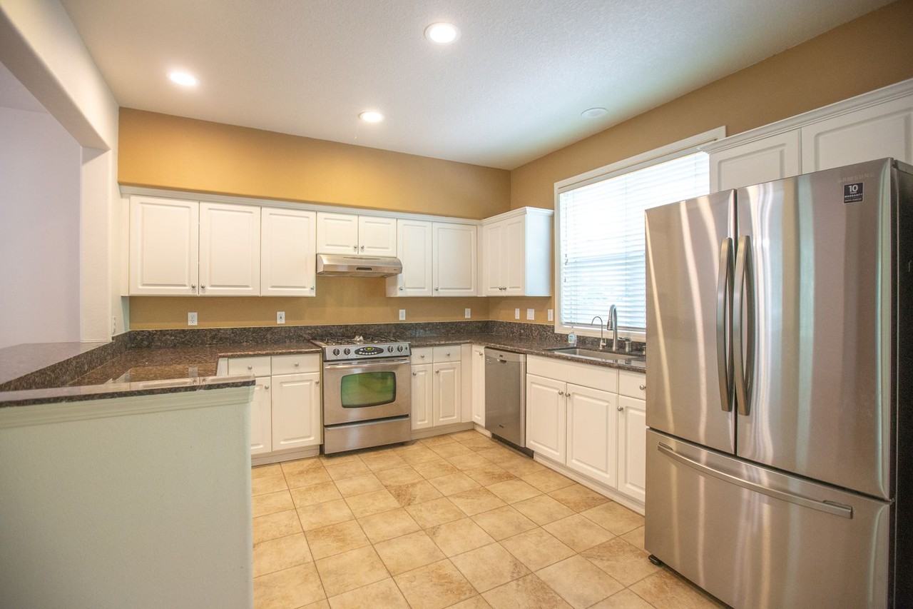 11370 Sw Thunder Ter - Photo 6 of 20