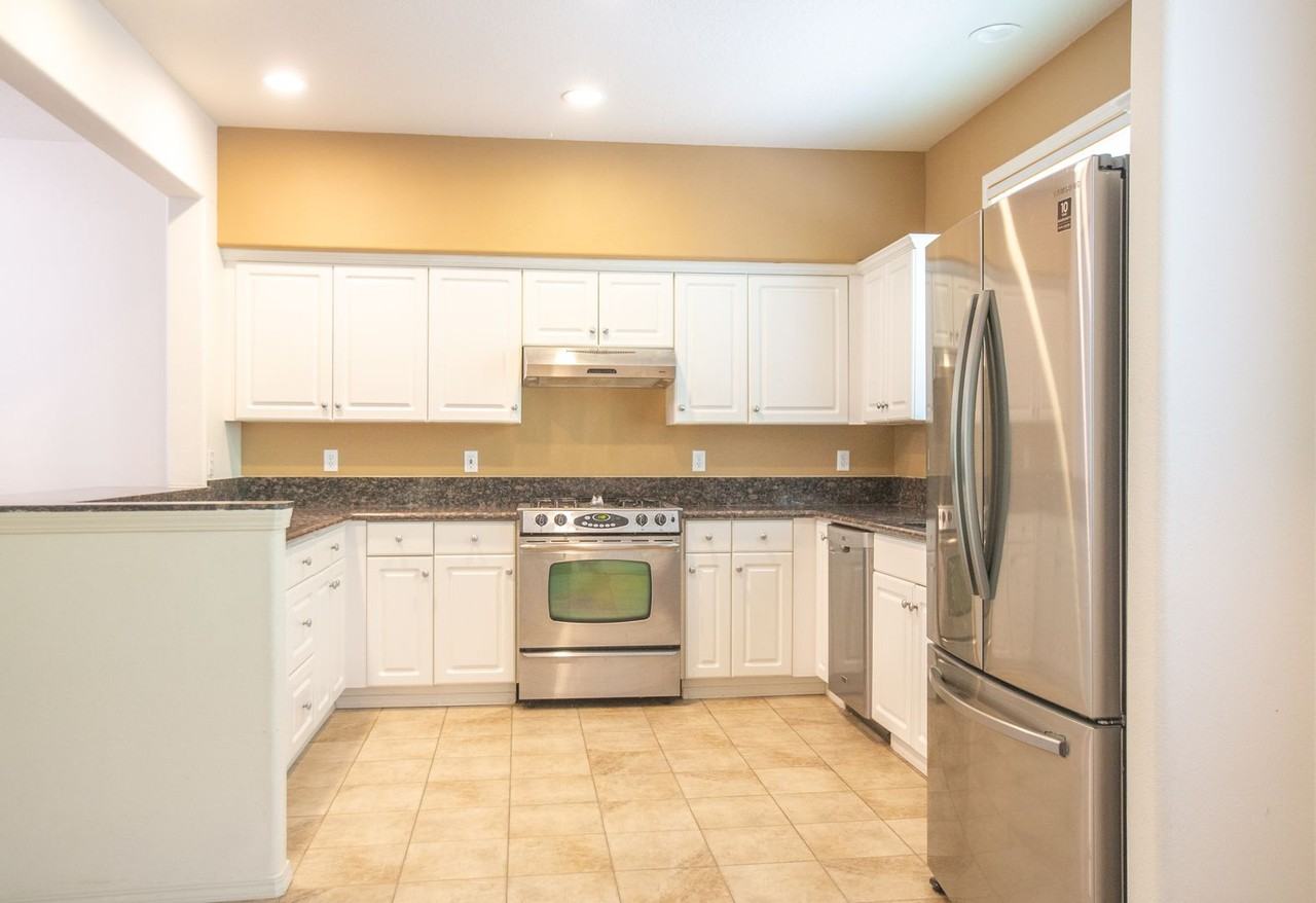 11370 Sw Thunder Ter - Photo 7 of 20