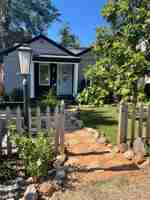featured image of 4212 Meade St