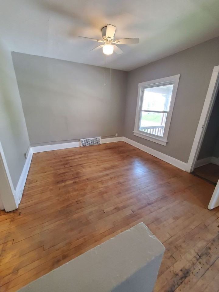 3228 N Achilles St. (Duplex) - Photo 2 of 8