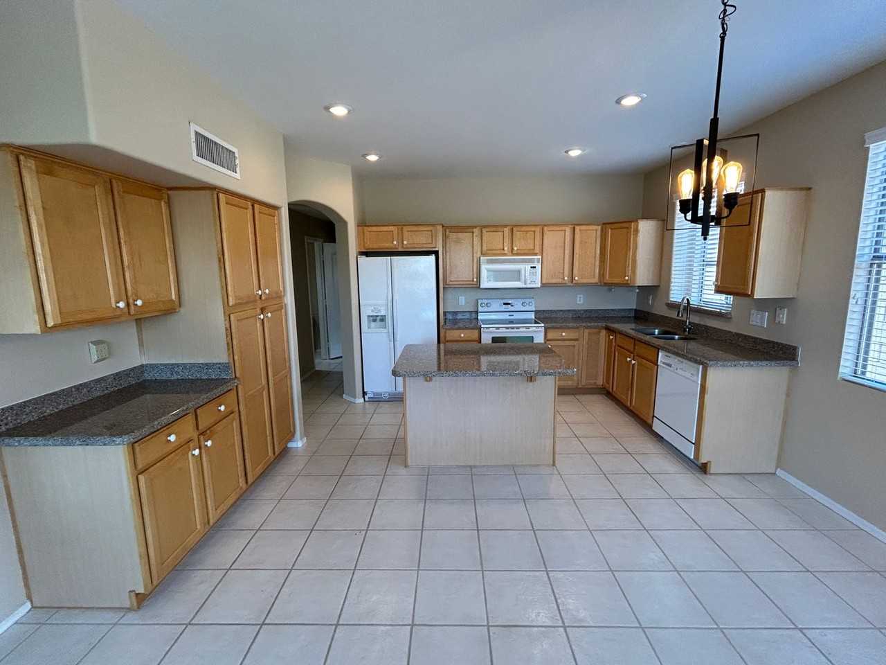 17731 N Becke Ln - Photo 2 of 17