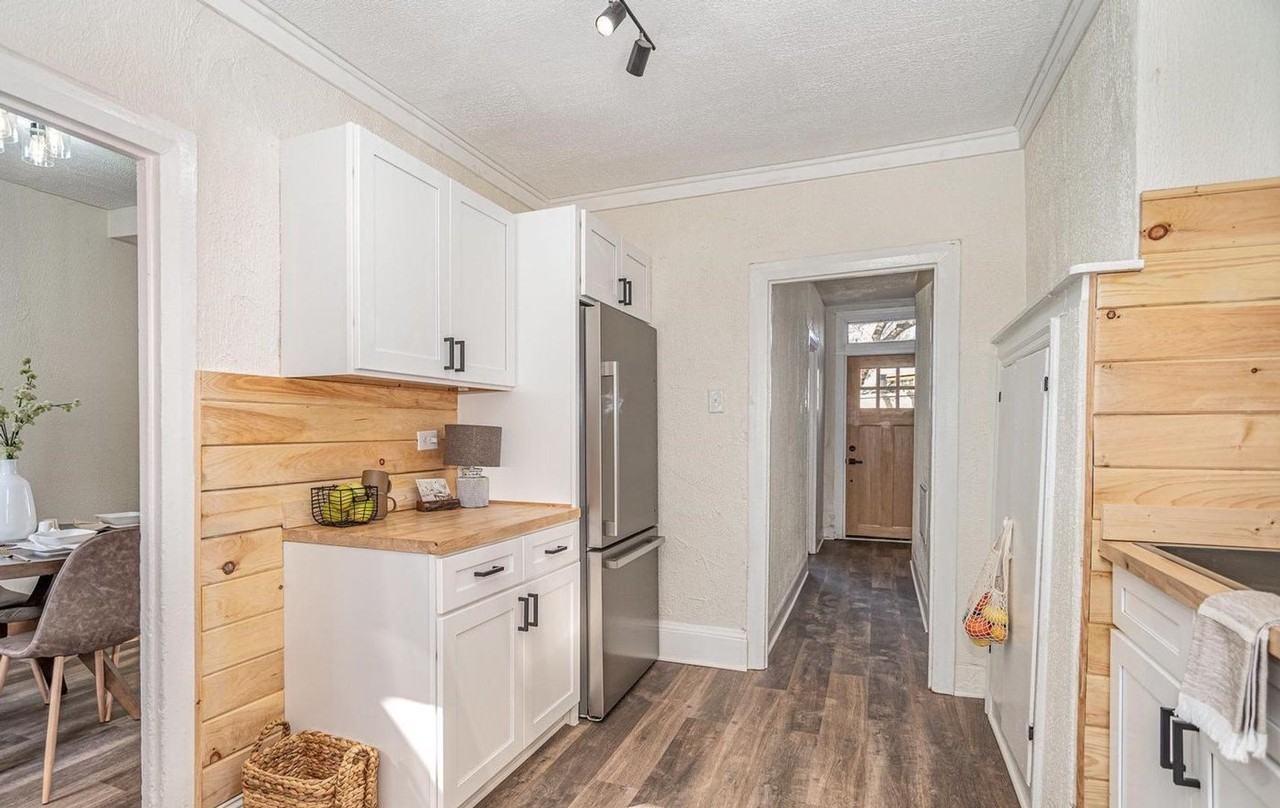 127 Church St - Photo 3 of 21
