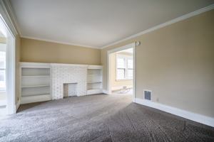 featured image of 223 Virgil Ave