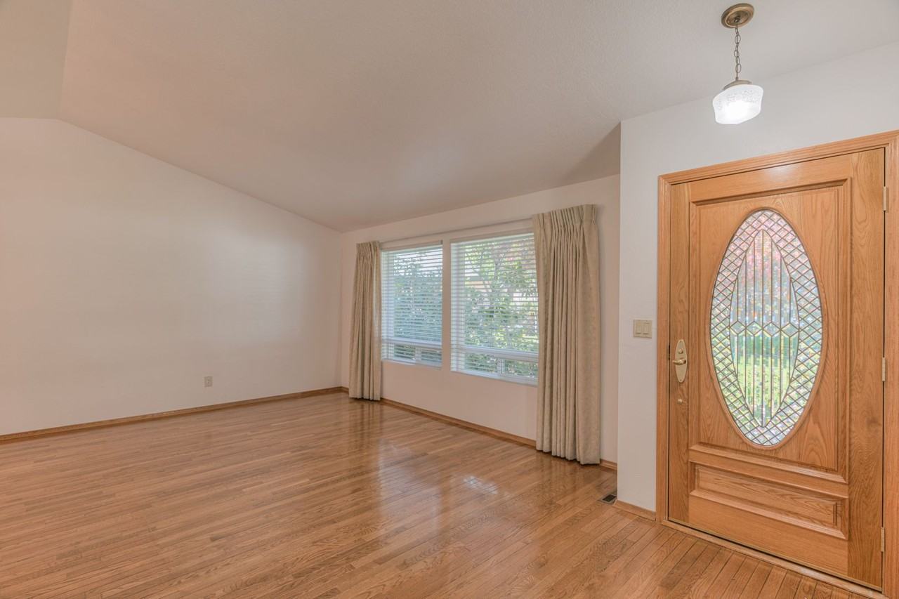 20750 Will Scarlet Ln - Photo 3 of 30