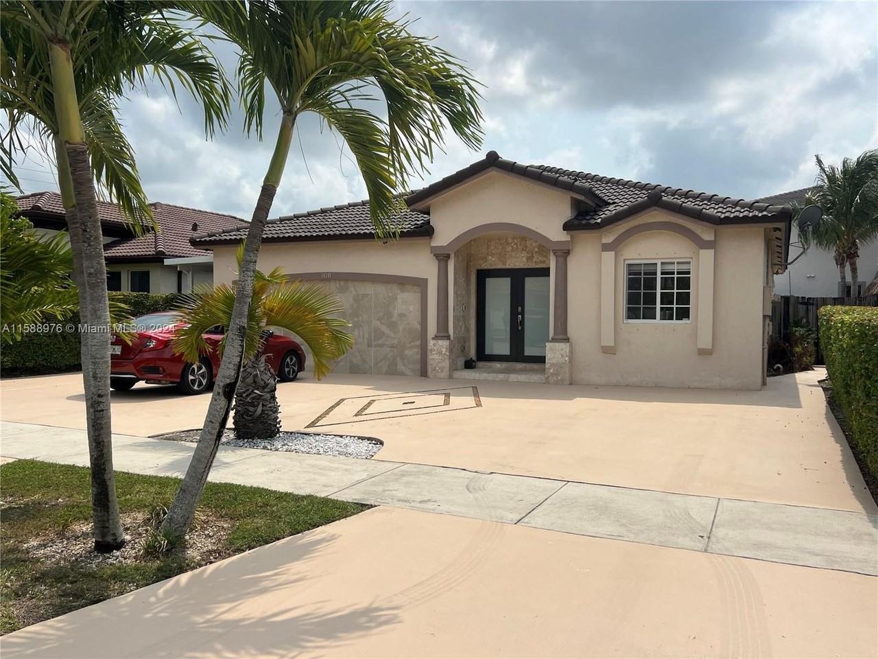 18348 Sw 139th Pl - Photo 3 of 10