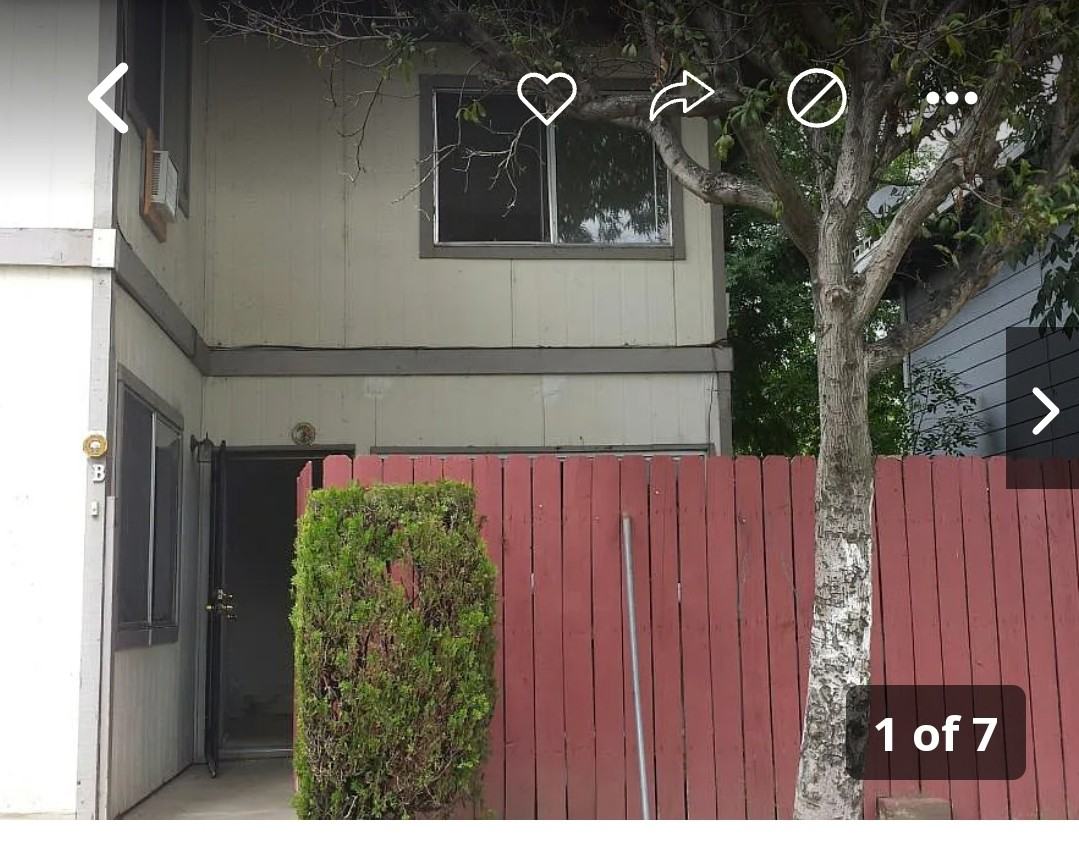 745 S Lark Ellen Ave #C - Photo 3 of 21