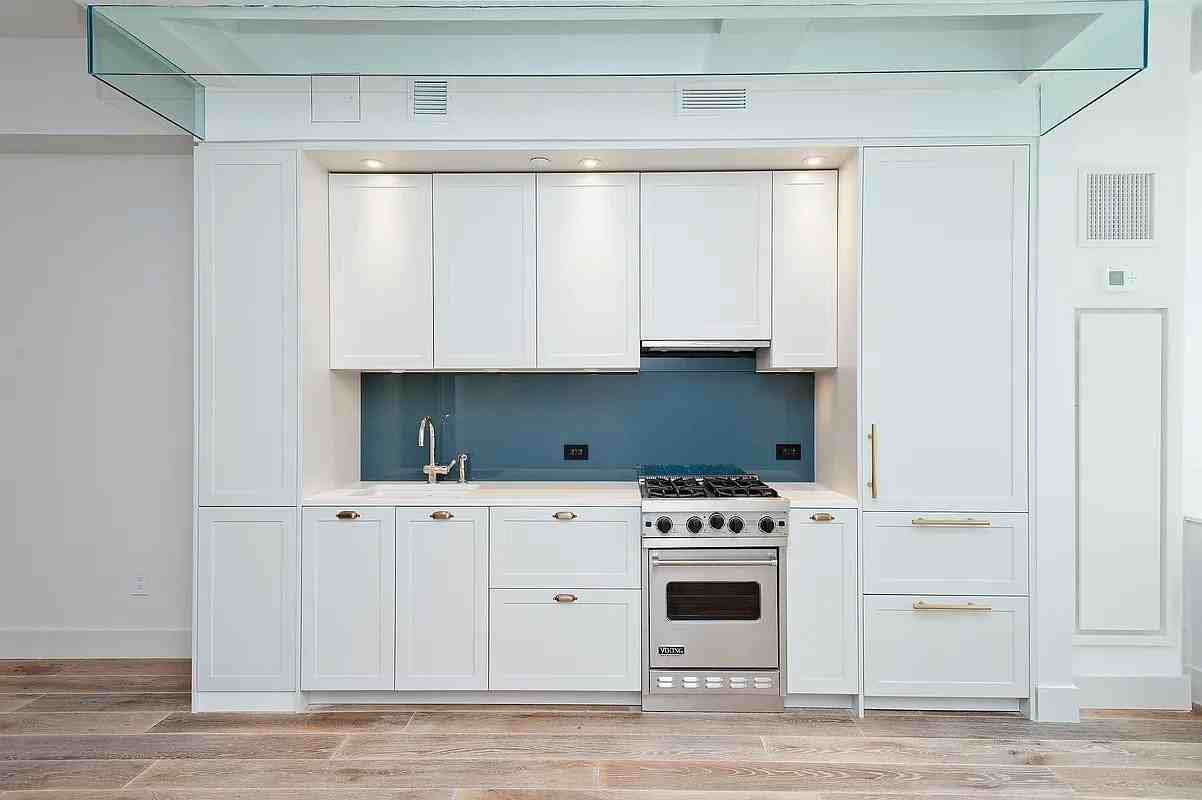 Worth St #208 - Photo 2 of 4