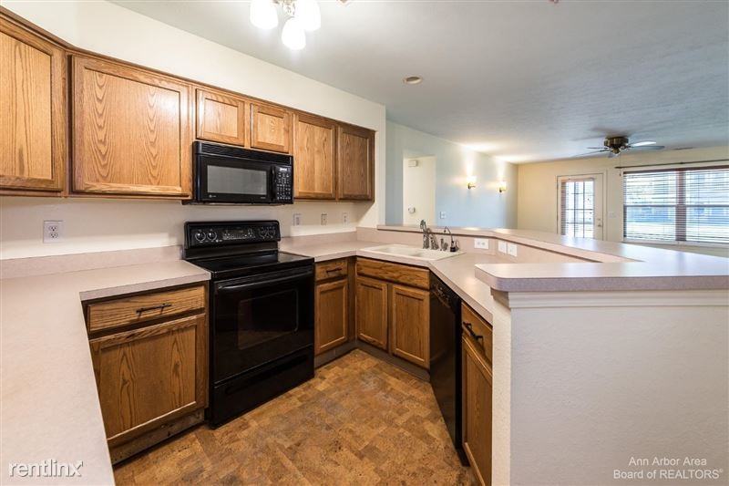1381 Millbrook Trl #1 - Photo 4 of 17