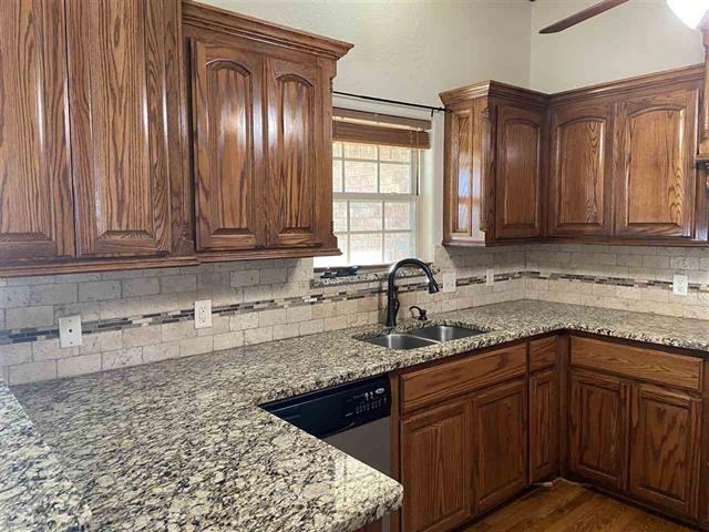 27 Ne Lily Lamb Rd #1 - Photo 7 of 41