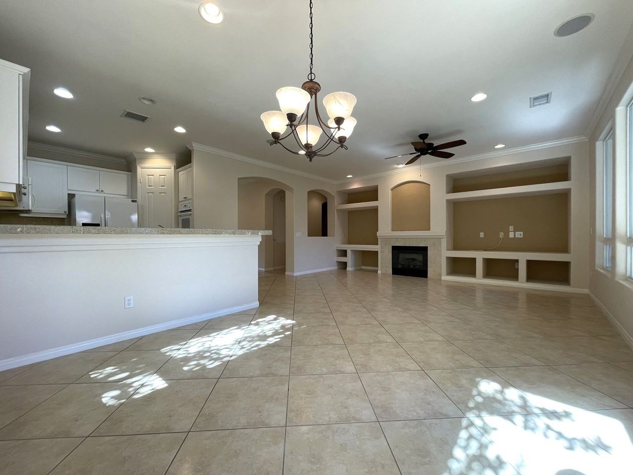138 Via Solaro - Photo 5 of 28