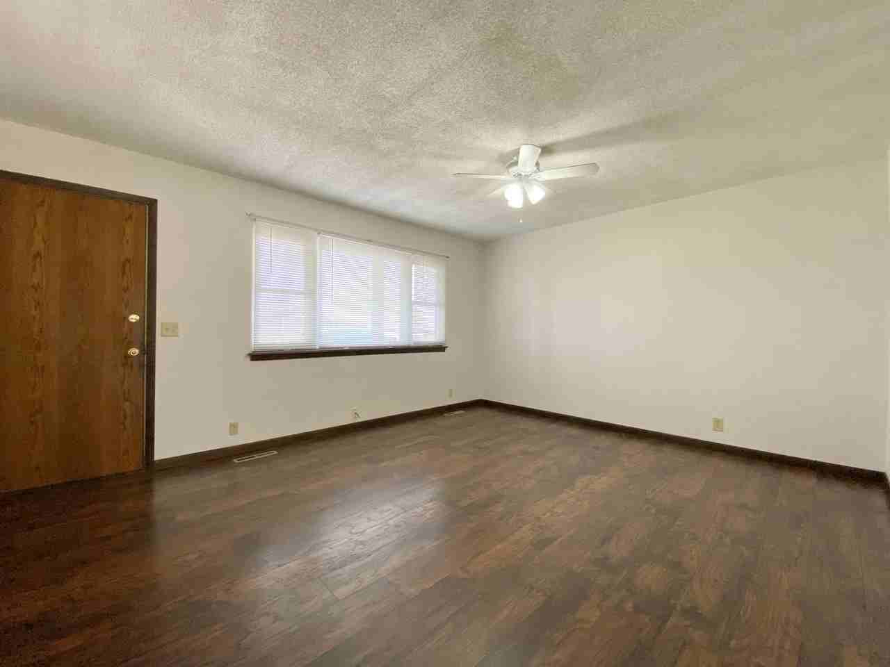 1103 W 32nd Ave - Photo 2 of 12