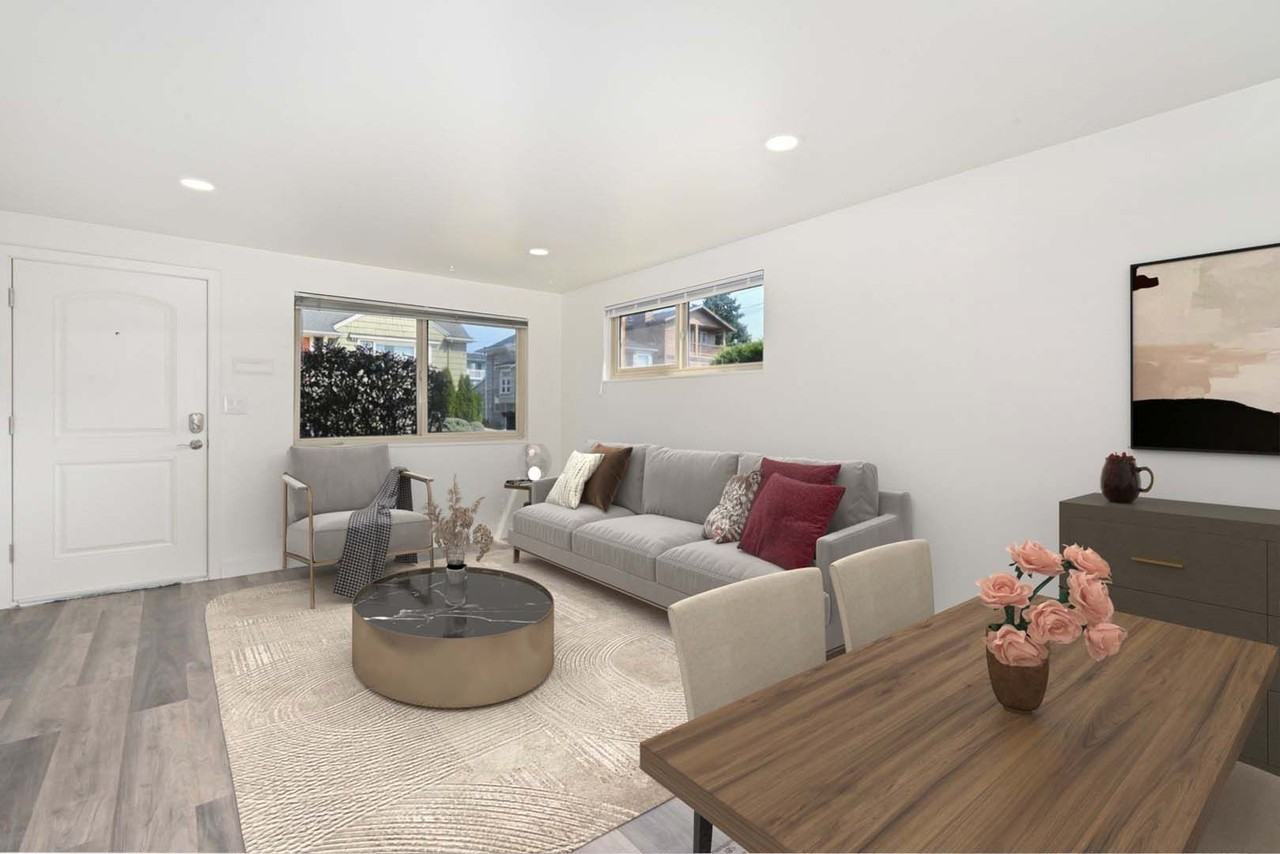 903 N 71st St - Photo 3 of 20