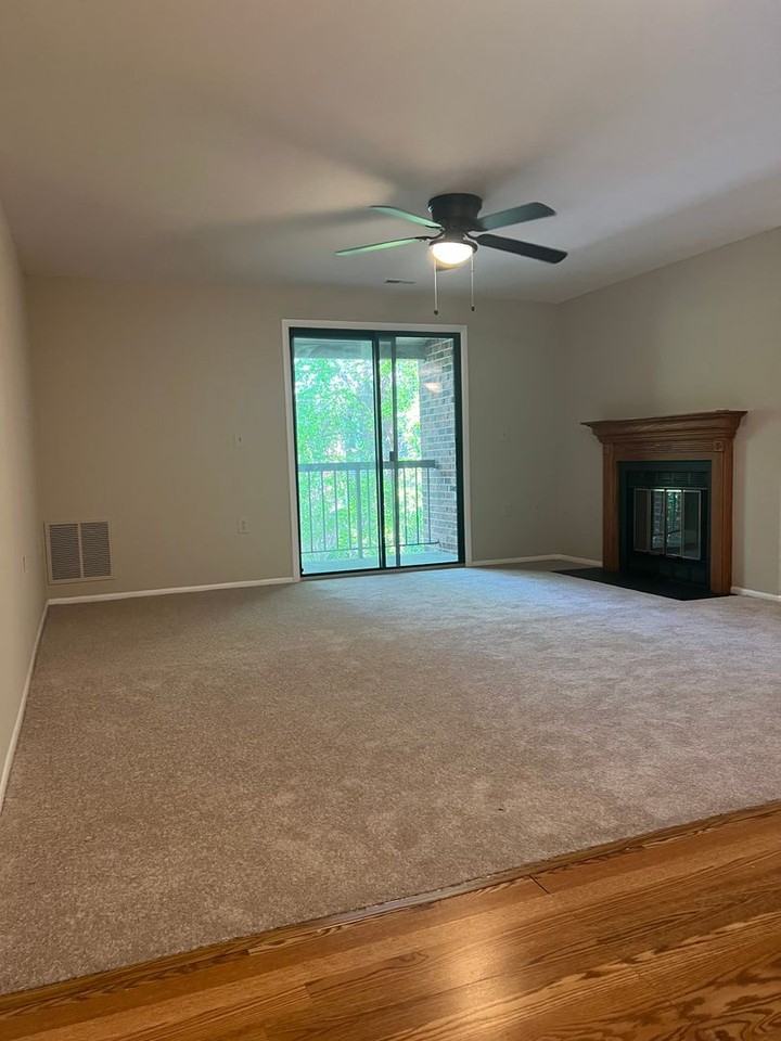 18130 Chalet Dr #303 - Photo 2 of 12