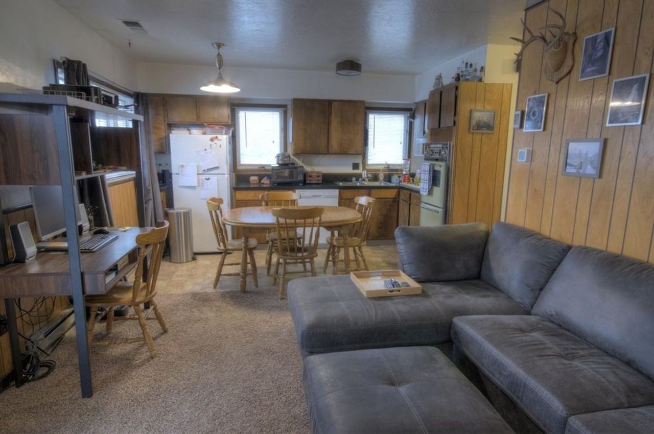 3630 Dore Ln - Photo 2 of 9