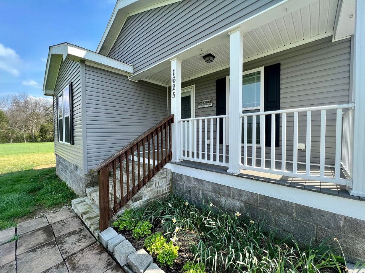 1625 Highway 64 W - Photo 3 of 21