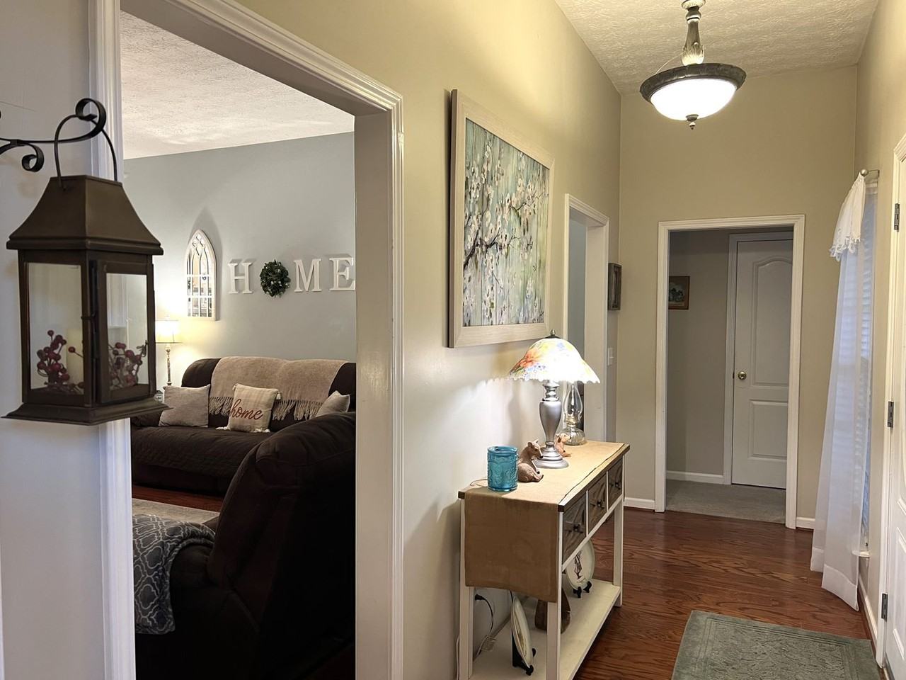 110 Limerick Dr - Photo 3 of 42