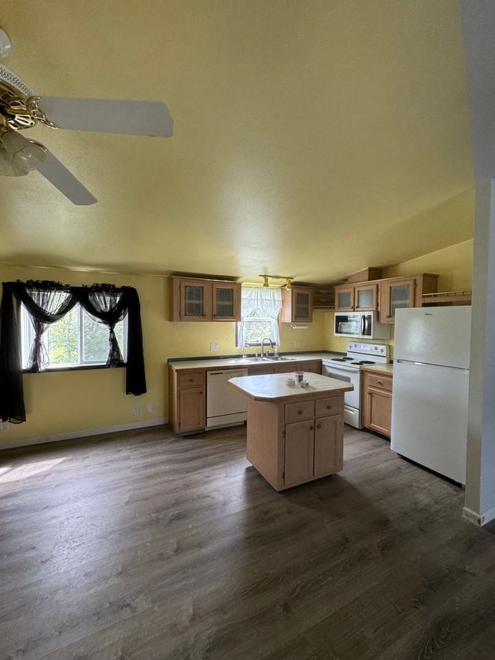 125 Lone Oak Ct - Photo 3 of 11