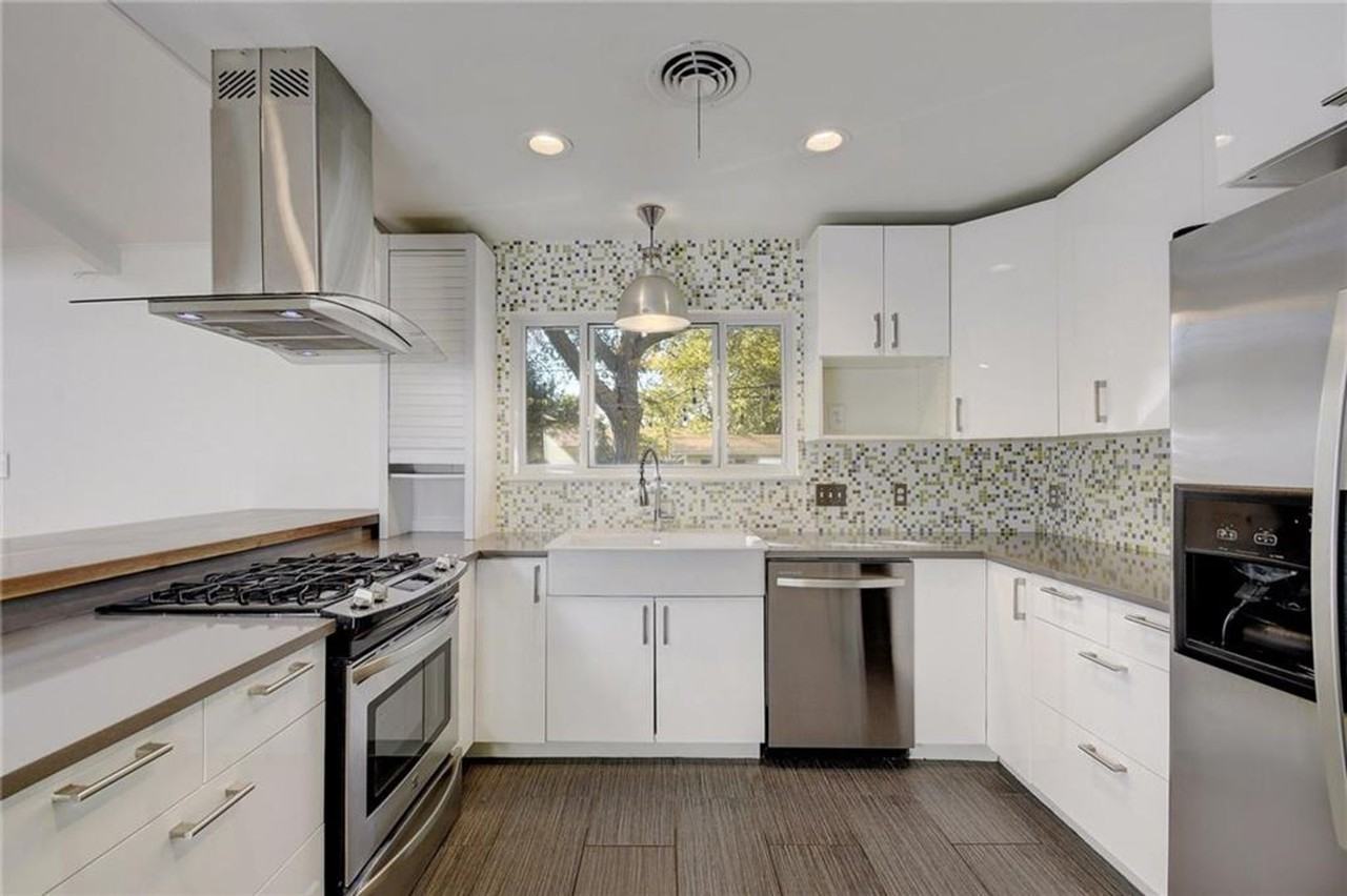 3005 White Rock Dr - Photo 3 of 27