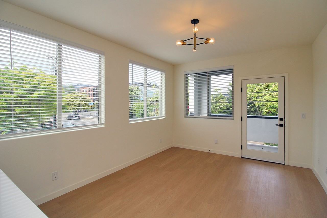 7530 N Richmond Ave #202 - Photo 5 of 20