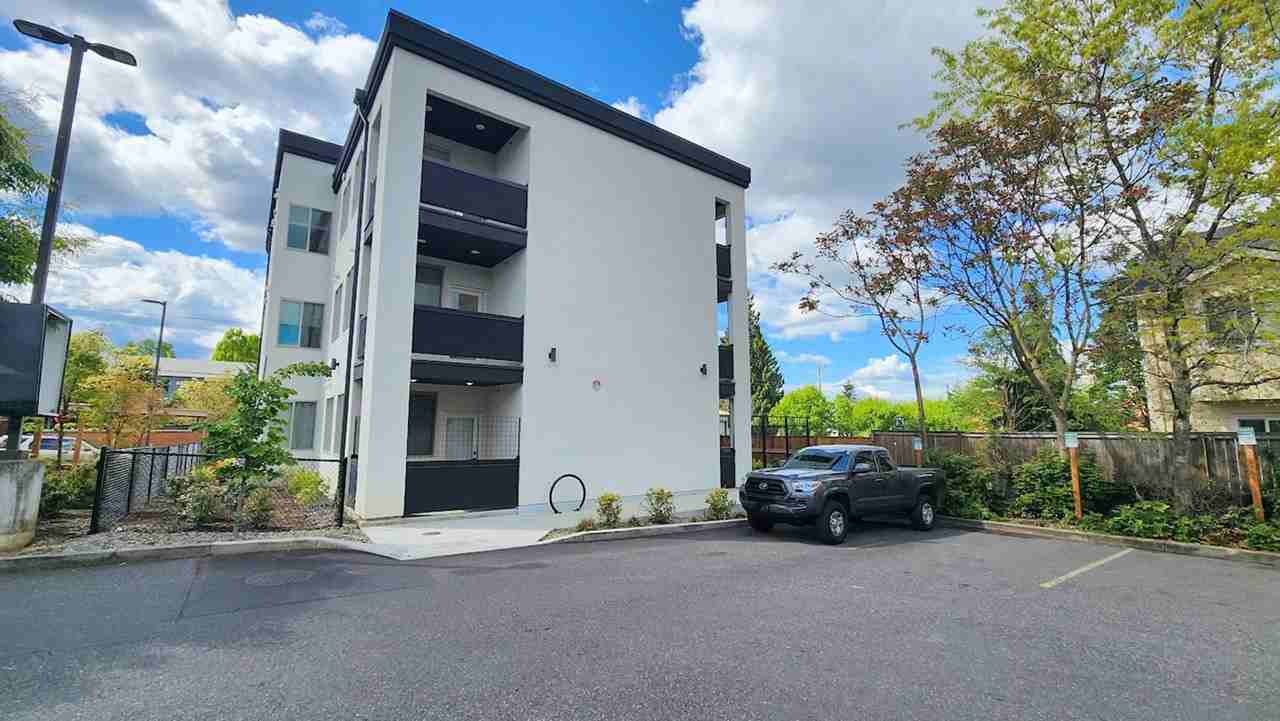 7530 N Richmond Ave #104 - Photo 2 of 22