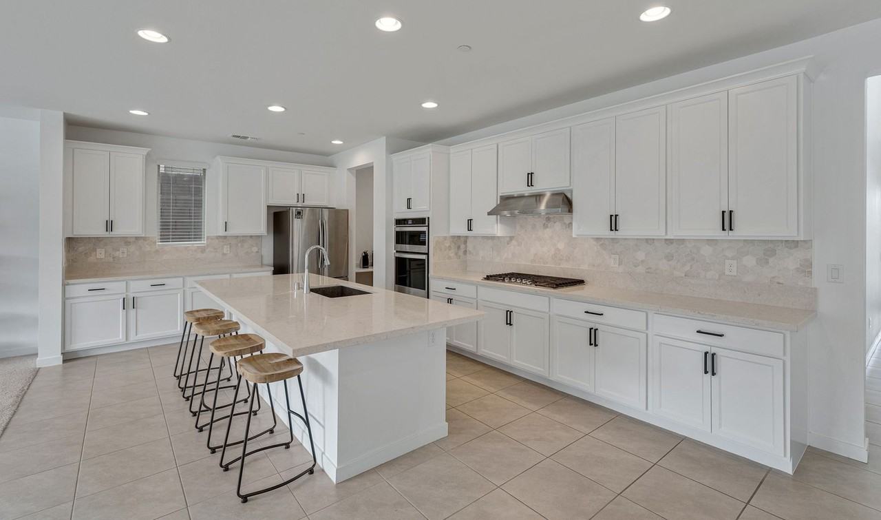 2104 Havensight Ln - Photo 3 of 43