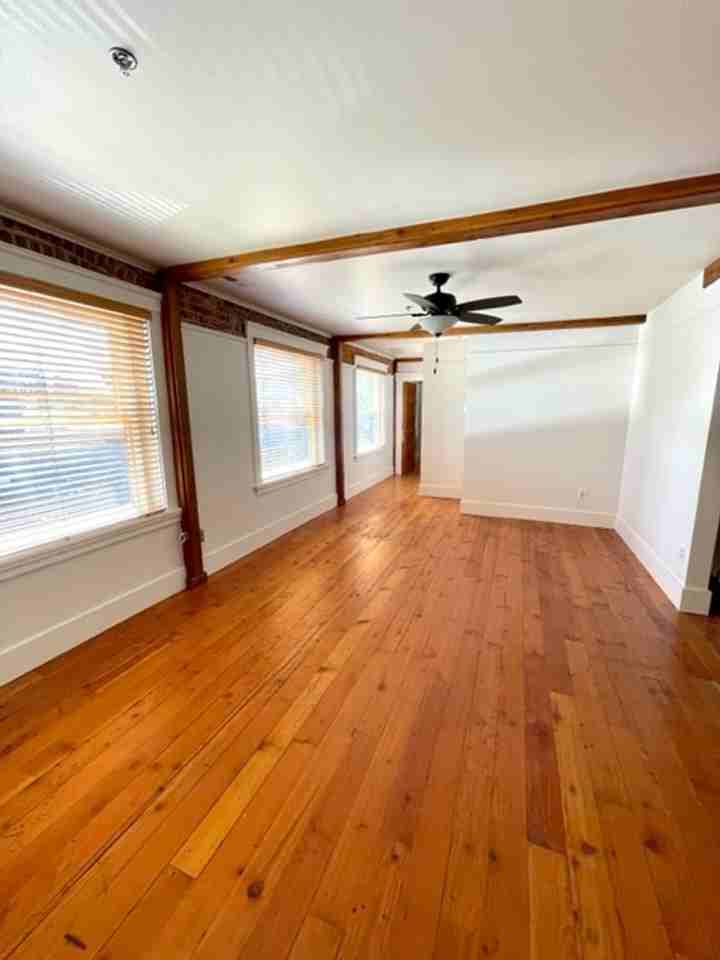 Bond St., 1033 NW - 01033-BOND - Photo 3 of 44