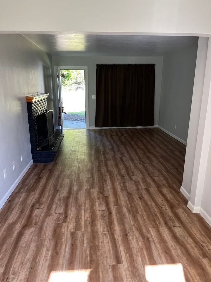 1703 Springhill Dr Nw - Photo 3 of 17