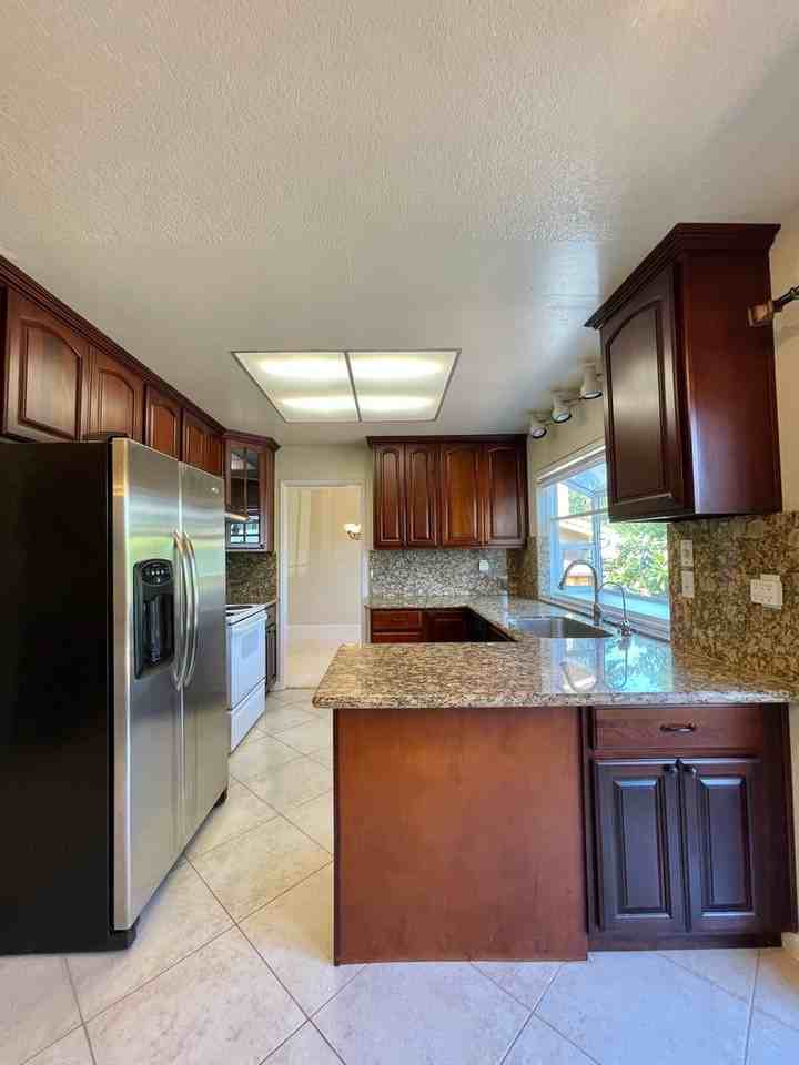 1791 Cape Horn Dr - Photo 3 of 26