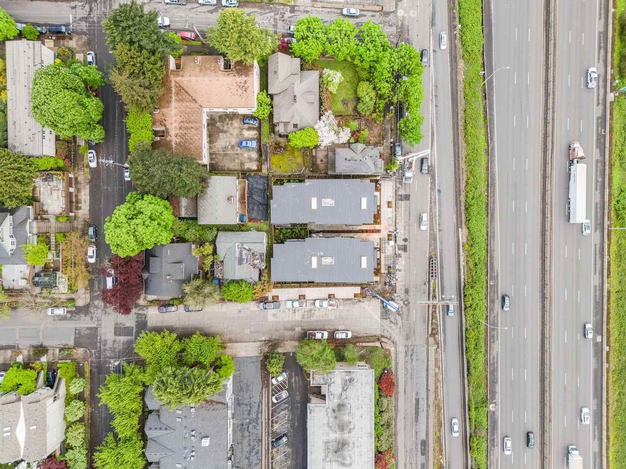 Modern New Construction - Photo 3 of 26