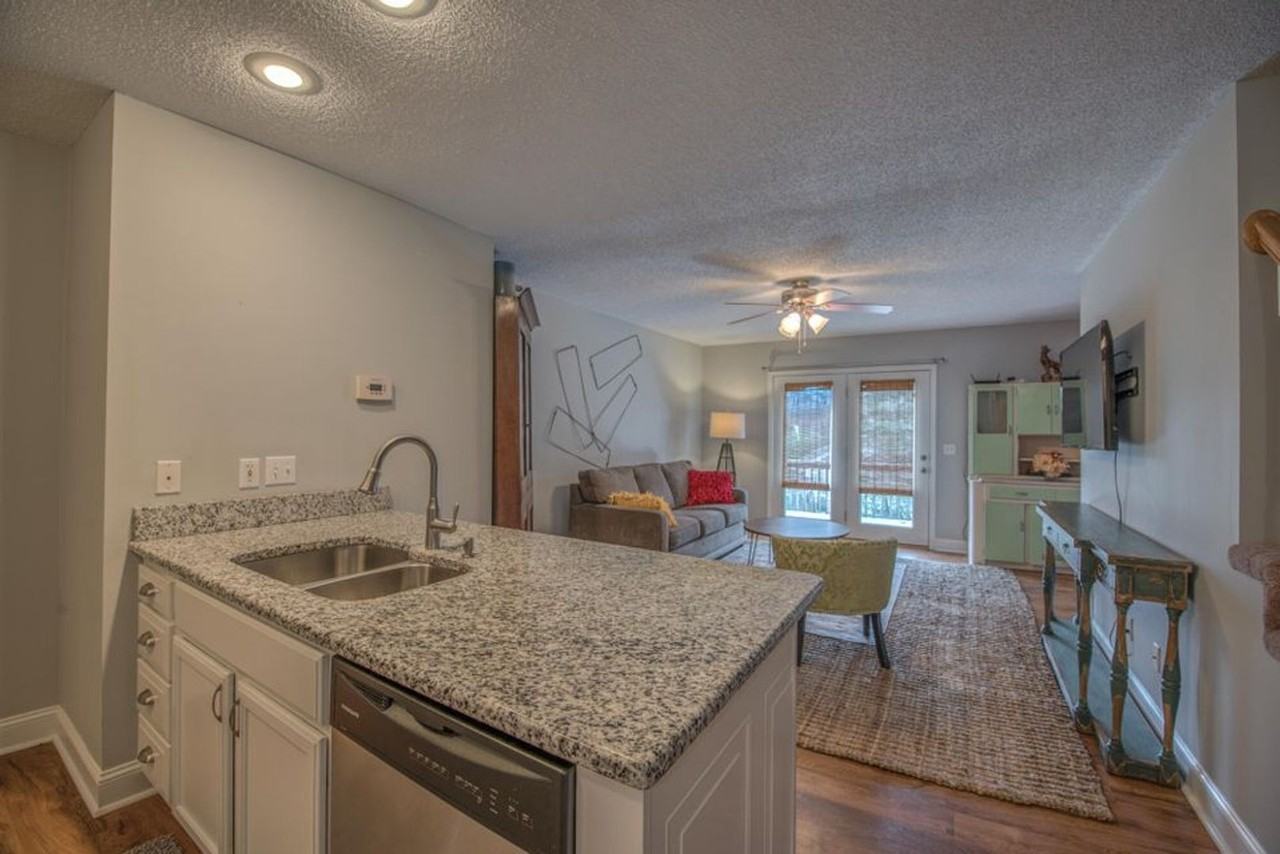 1338 Old Jonesboro Rd - Photo 6 of 15