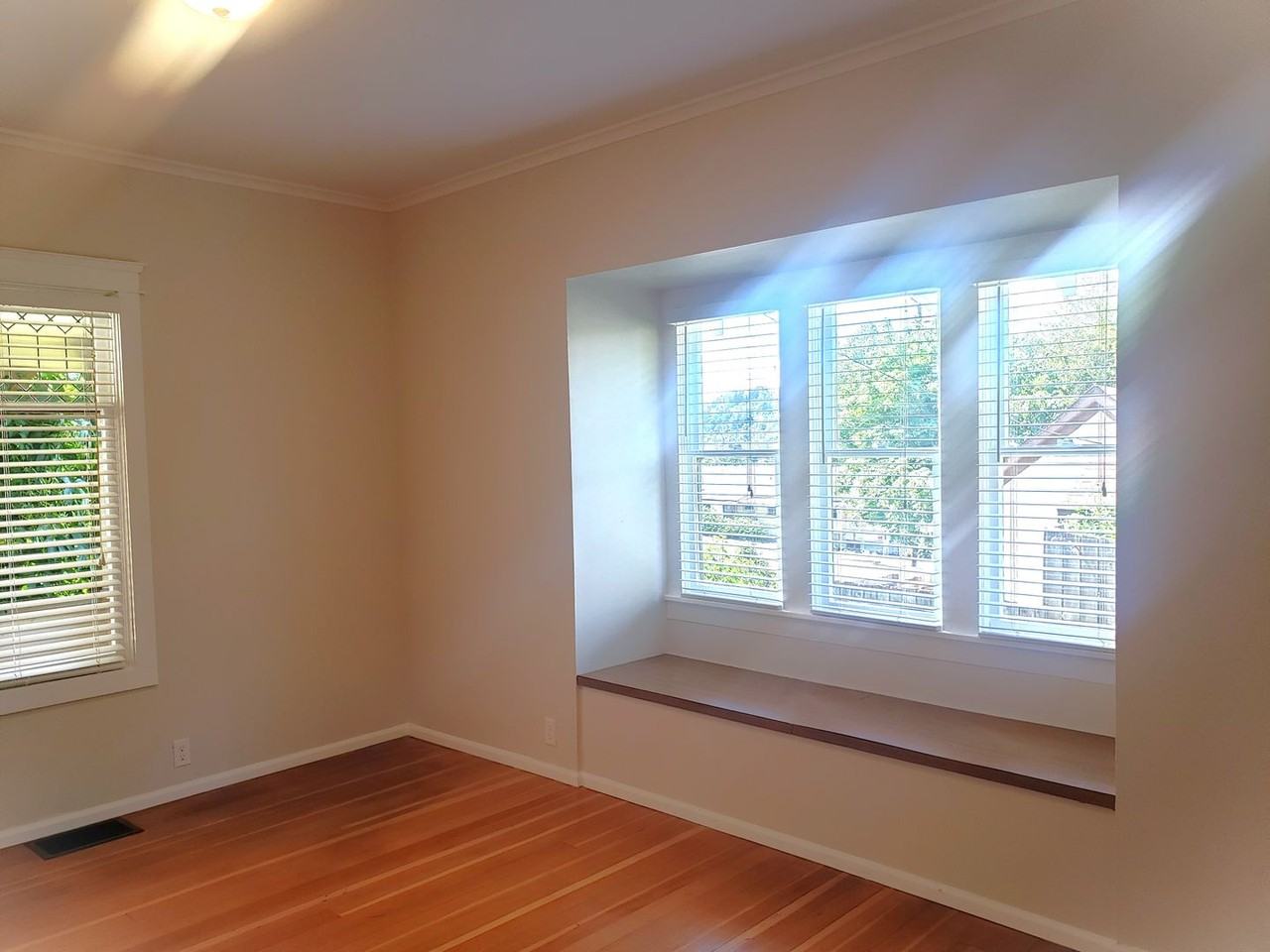 416 S 2nd St - Photo 5 of 31