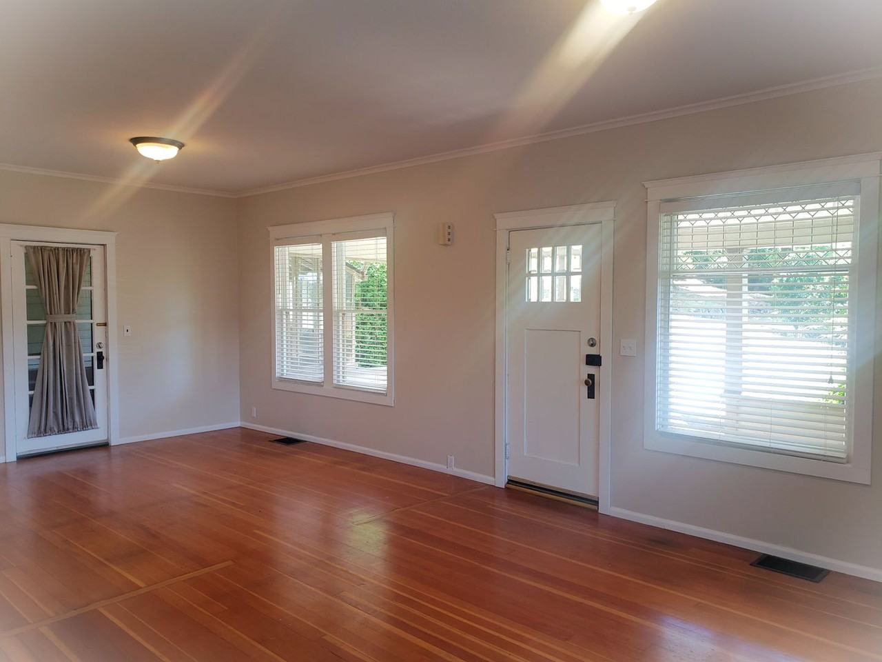 416 S 2nd St - Photo 6 of 31