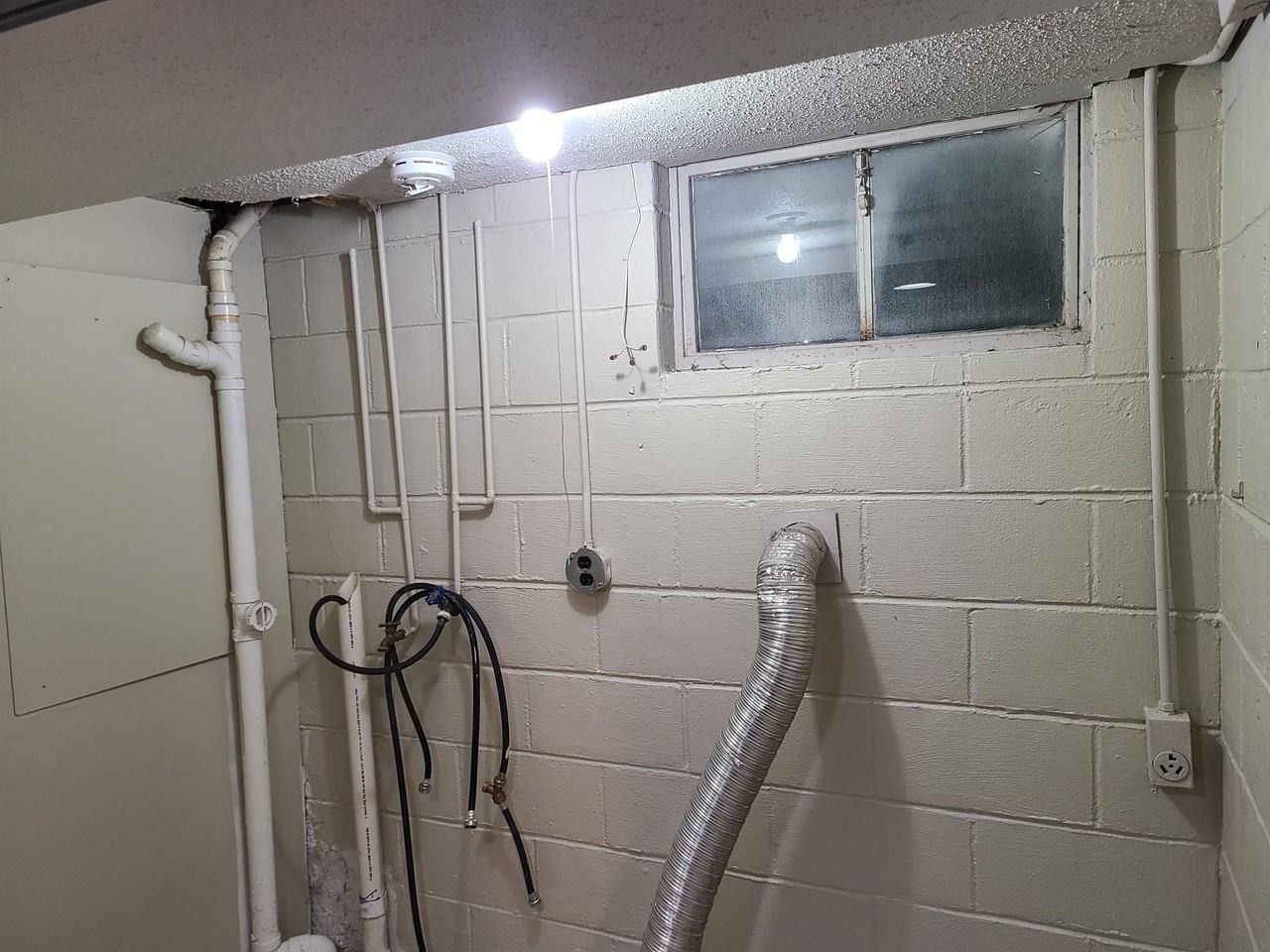 1804 Southlawn Dr #B - Photo 5 of 14