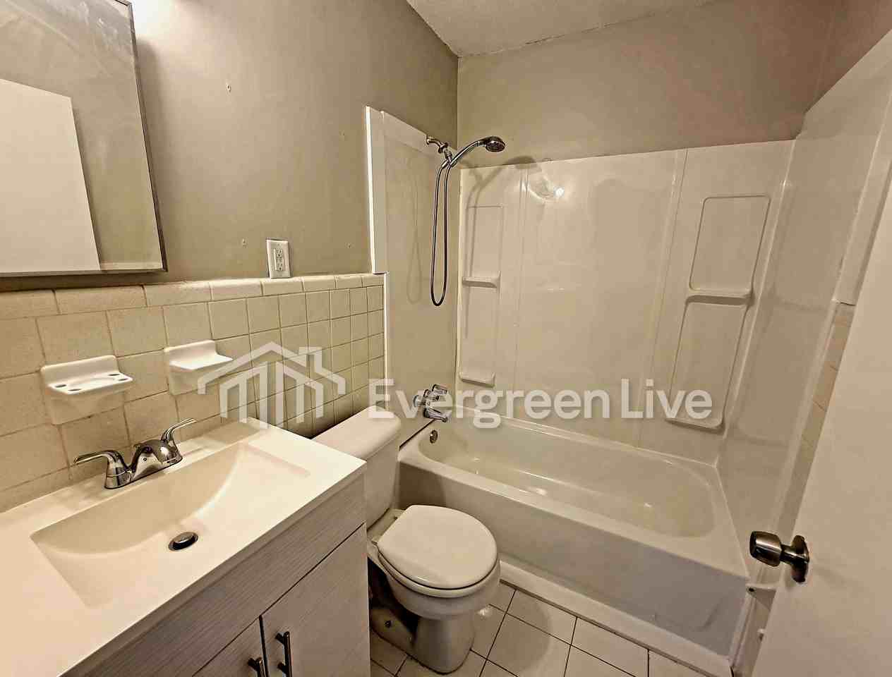 3651 Wilshire Rd - Photo 5 of 17