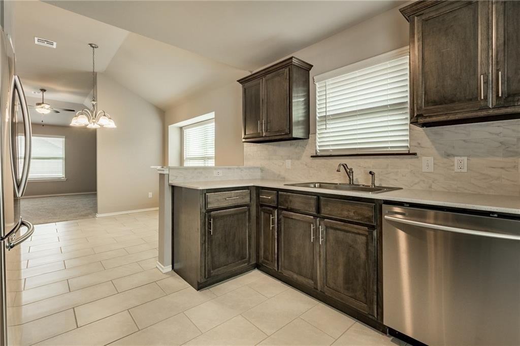 3005 Nw 183rd St #14969143 - Photo 6 of 13