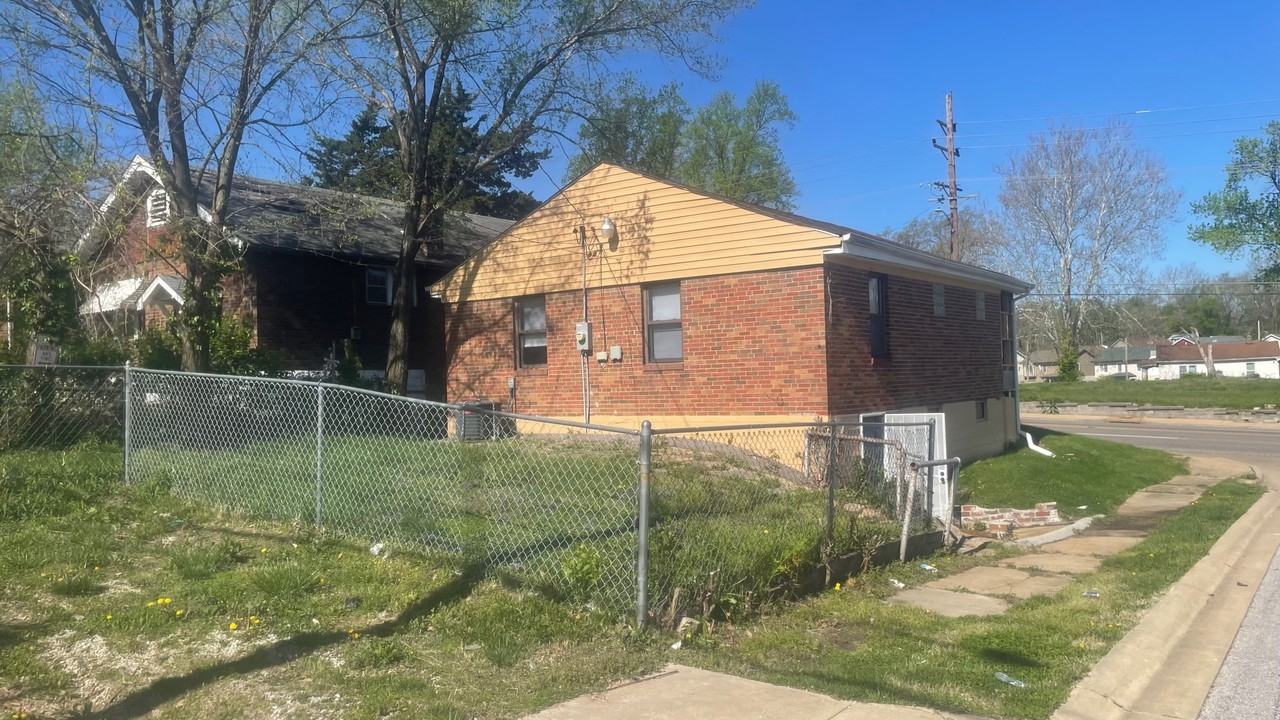 4232 Jennings Station Road - Photo 2 of 21