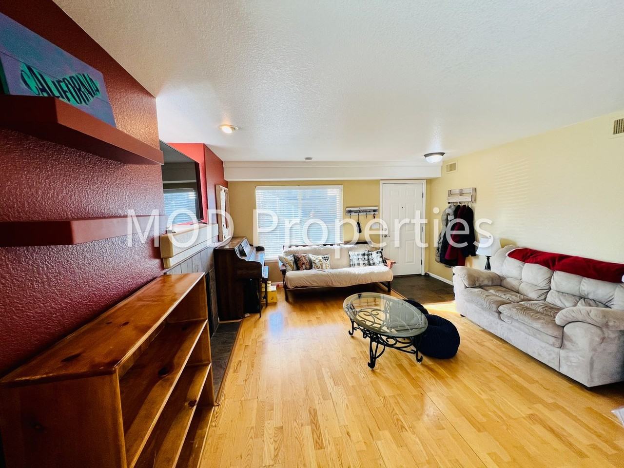 3906 Lisbon St - Photo 4 of 27