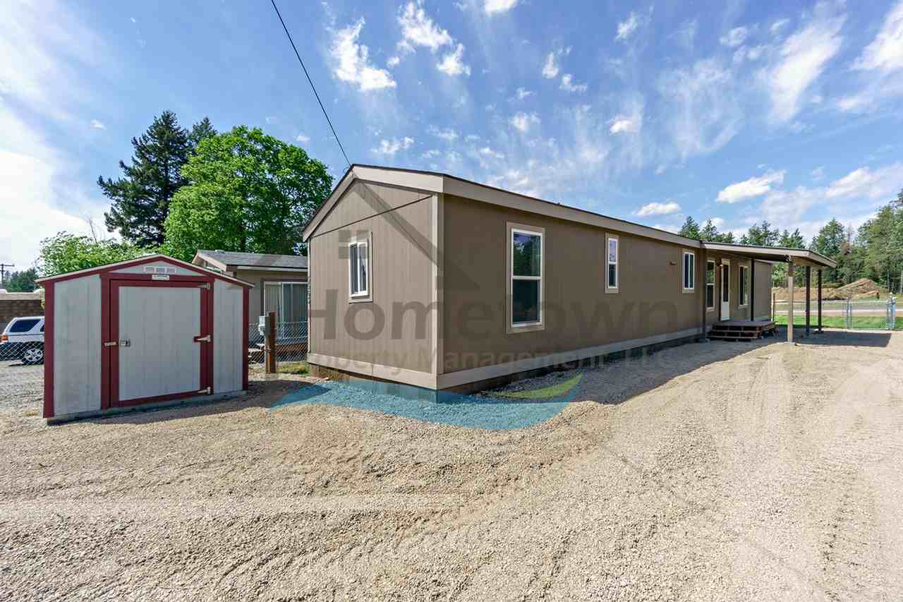 5563 E Grove Ave - Photo 3 of 29