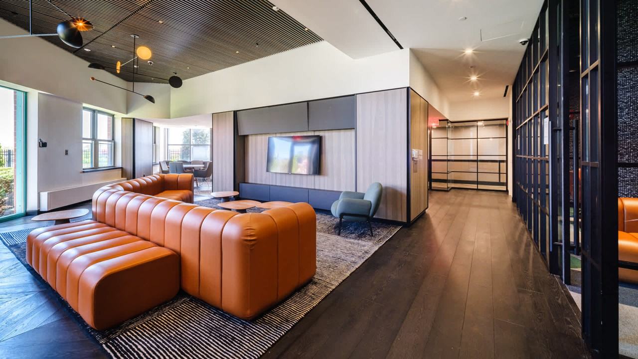 Portside Towers - Photo 3 of 50