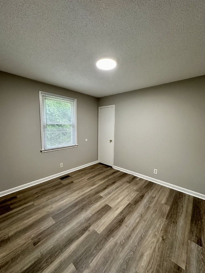 913 Poppy Dr - Photo 7 of 14