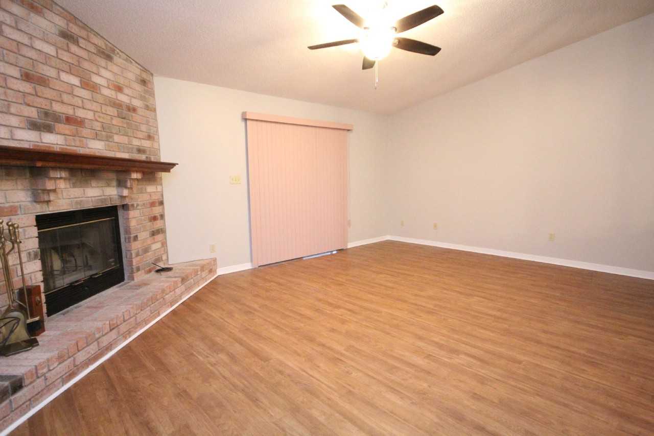 10631 Tara Dawn Cir - Photo 3 of 22